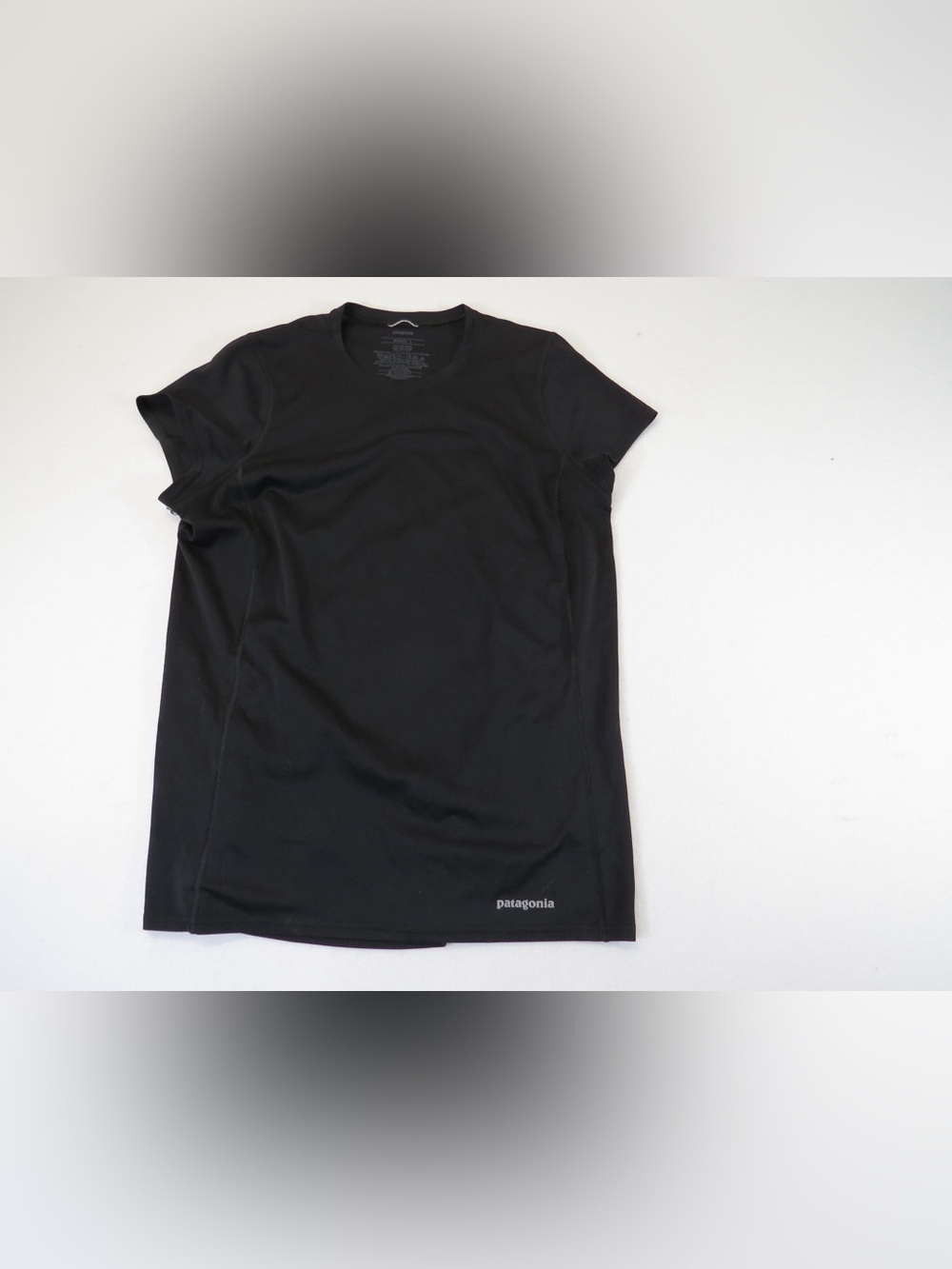 Patagonia Black Crewneck Short Sleeve Tee Womens L performance quick dry